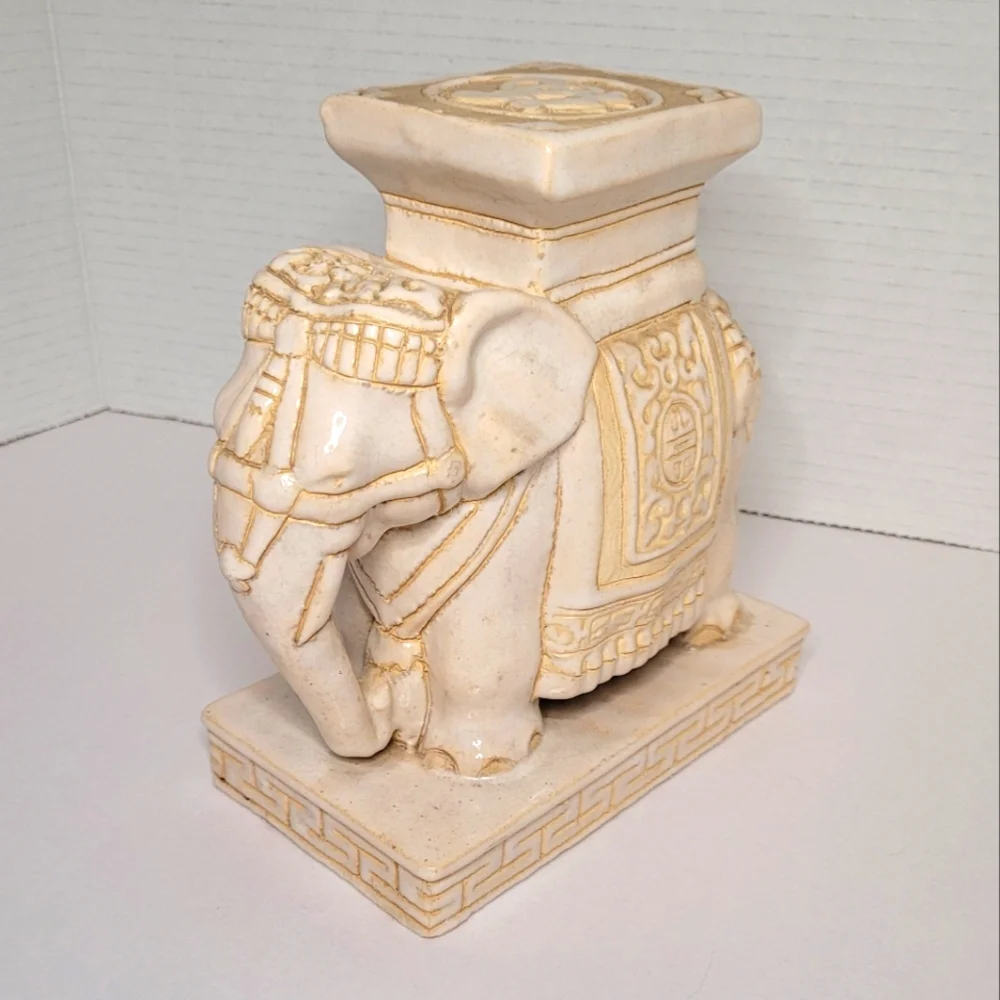 Asian Style Vintage Elephant Stand Statue - Picture 2 of 12